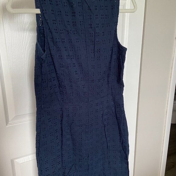 Banana Republic eyelet navy dress - Picture 4 of 4